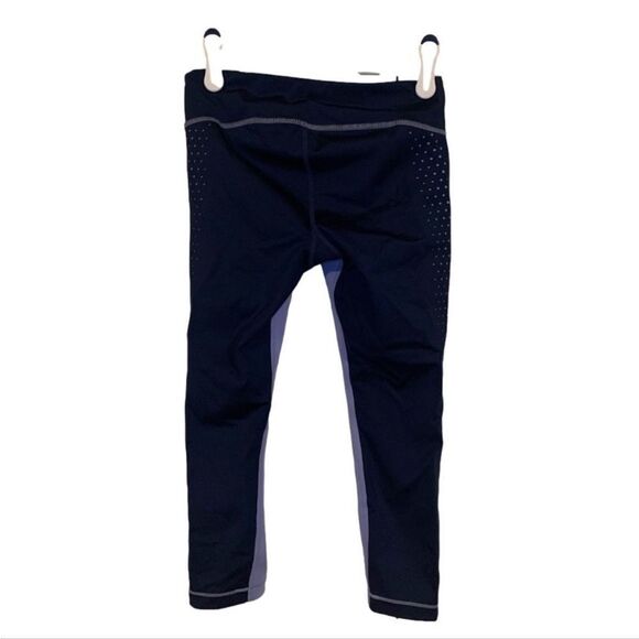 ATHLETA GIRLS Medium Spring It‎ On Capri Leggings - Picture 6 of 7